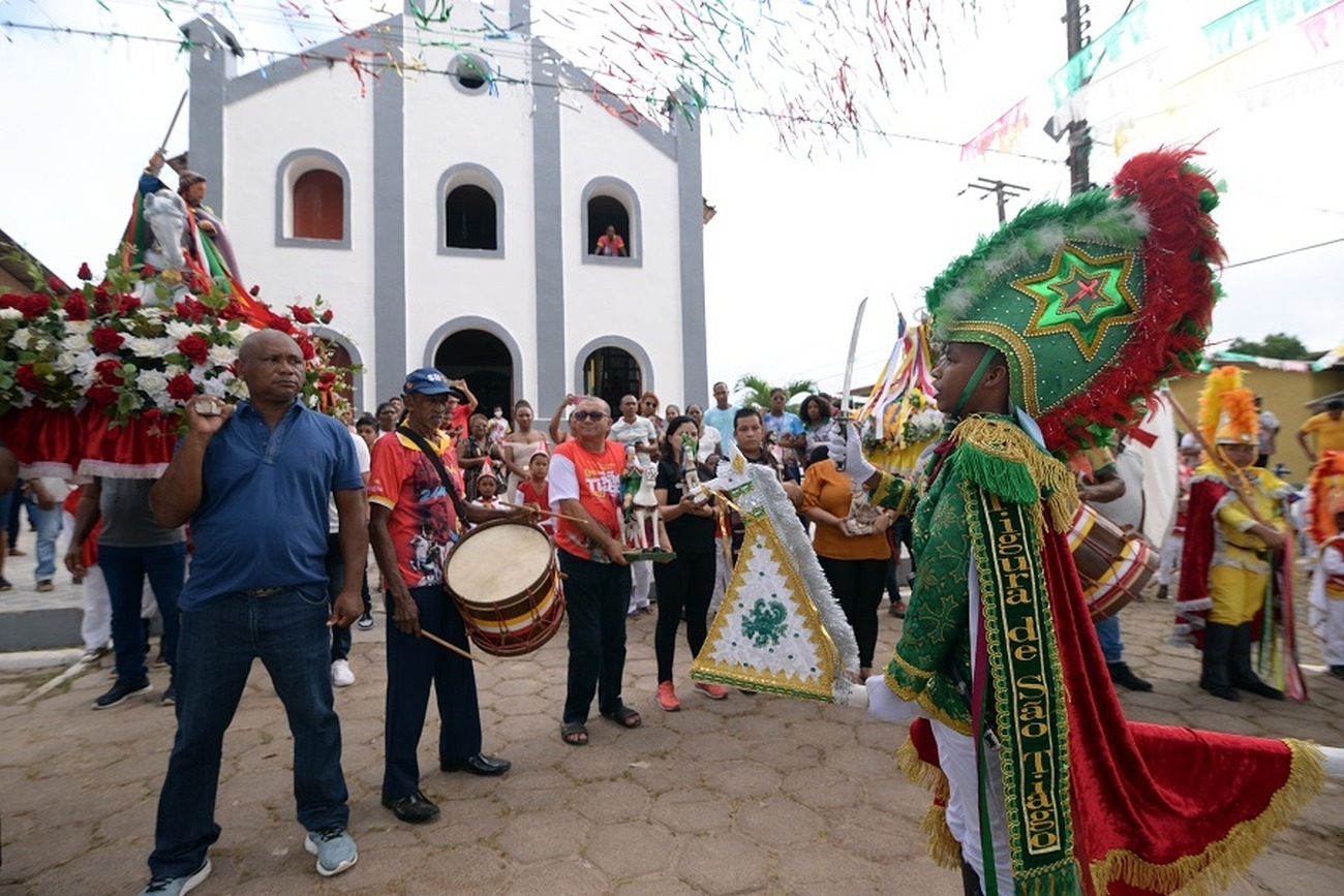 A vila é conhecida pela tradicional Festa de São Tiago