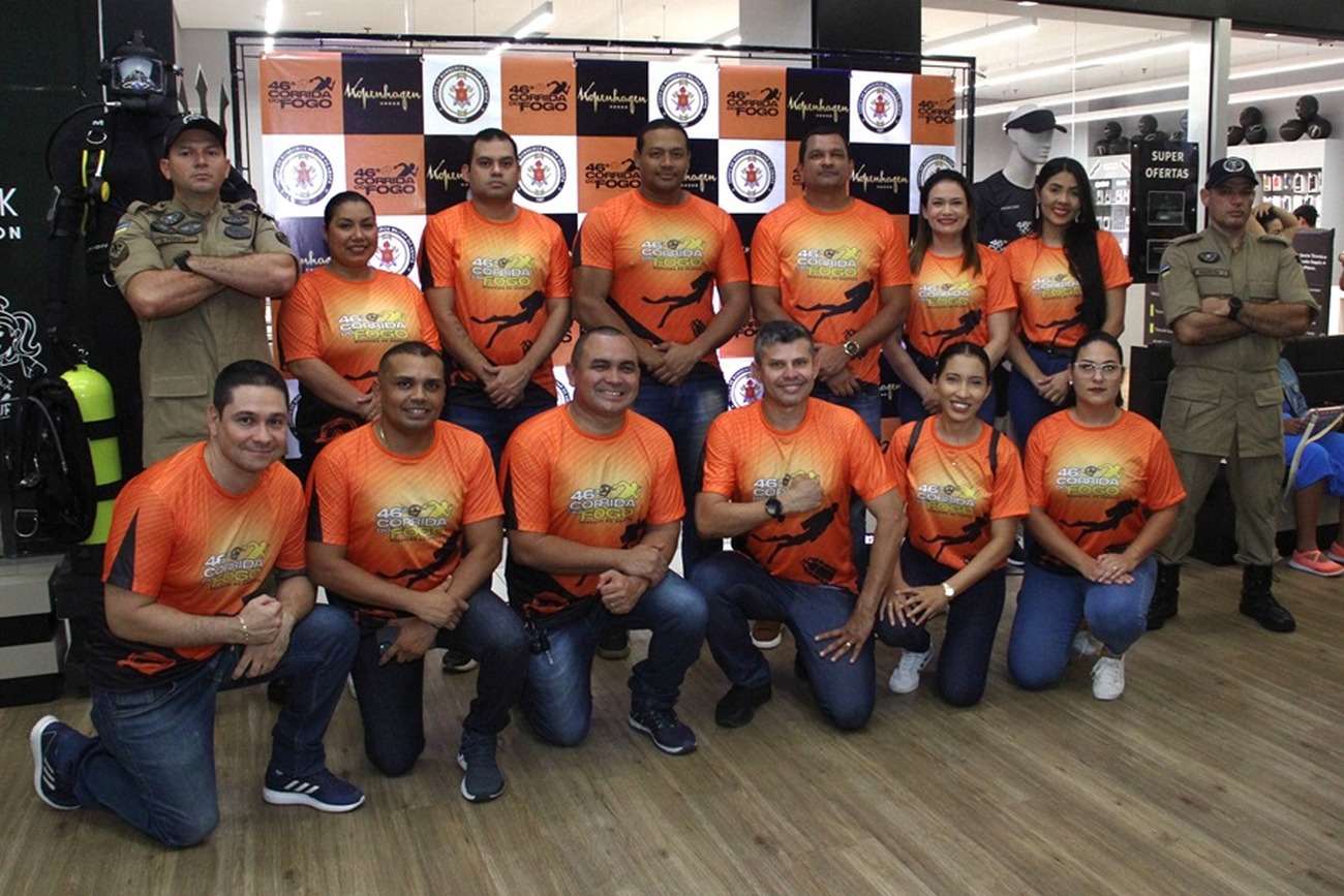 Corrida de Fogo traz o tema 'Mergulho de Resgate', em homenagem às equipes de operações de mergulho dos bombeiros