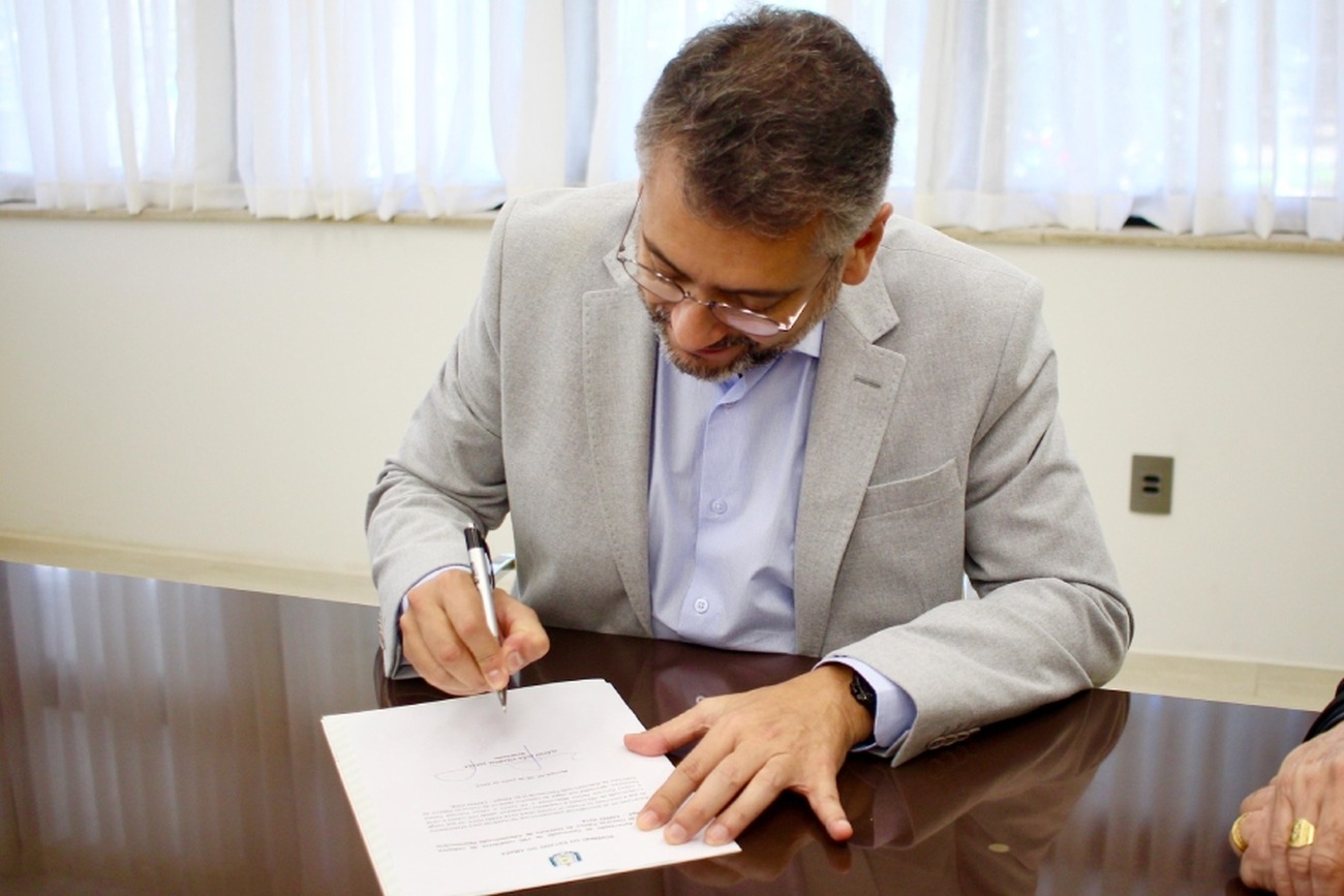 Concurso teve a validade prorrogada pela atual gestão até março de 2025