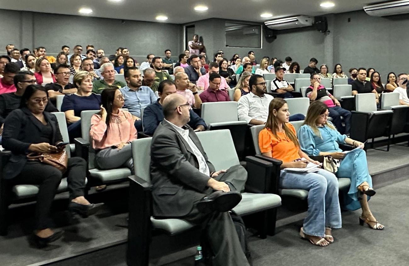 Primeira audiência pública sobre o novo código ambiental do estado acontece em Laranjal do Jari