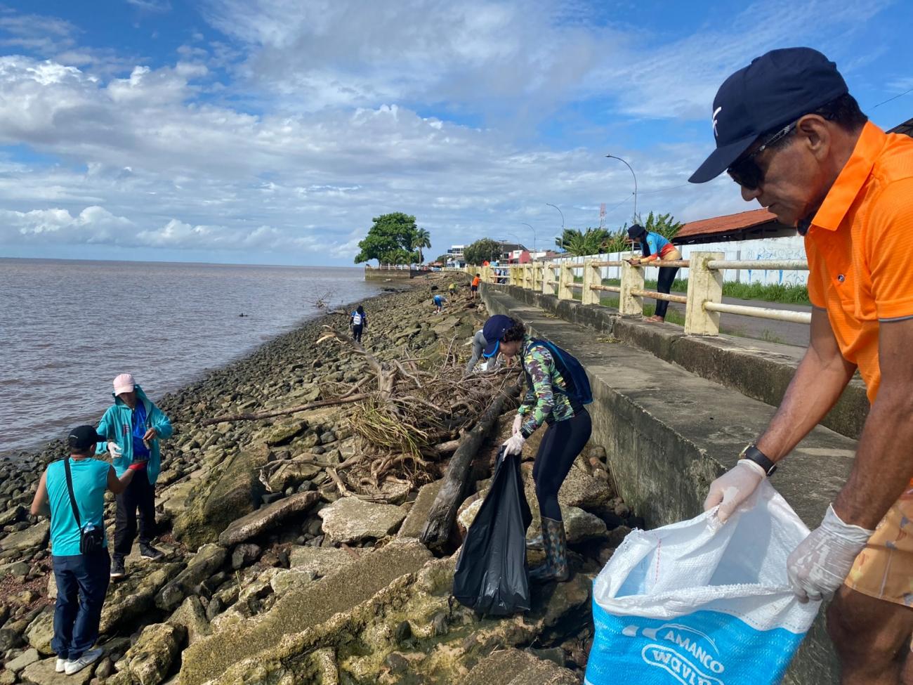 Governo do Amapá está organizando uma coleção de lixo marinho