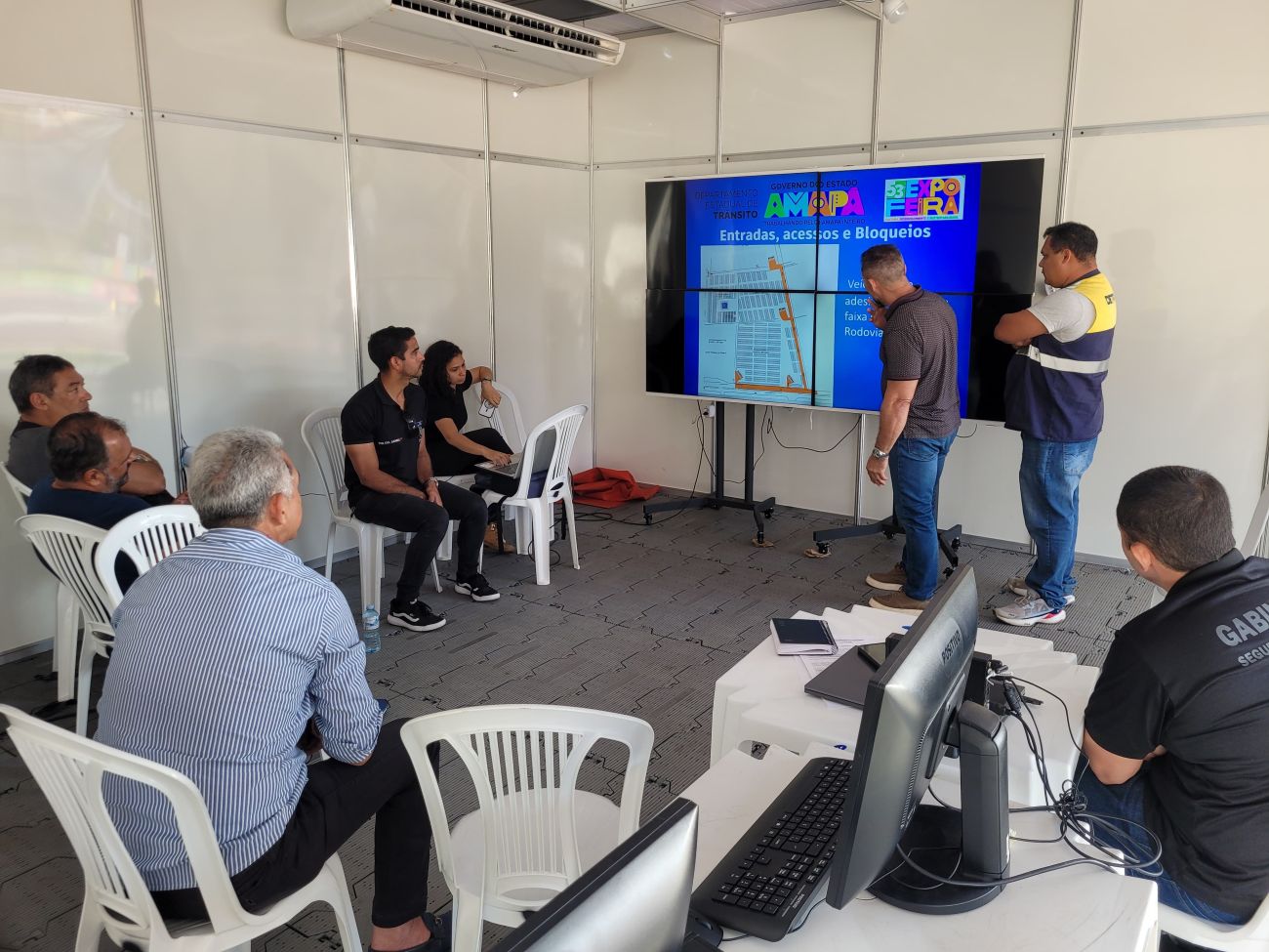Órgãos de trânsito e segurança pública reuniram para alinhar medidas sobre o fluxo de veículos na Expofeira