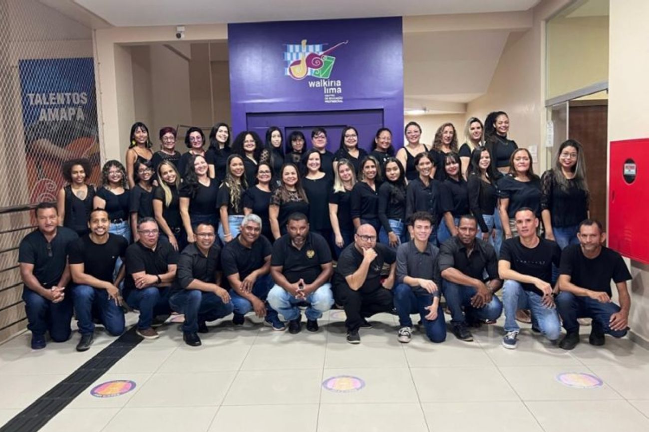 Coral realiza apresentações no centro e em eventos públicos