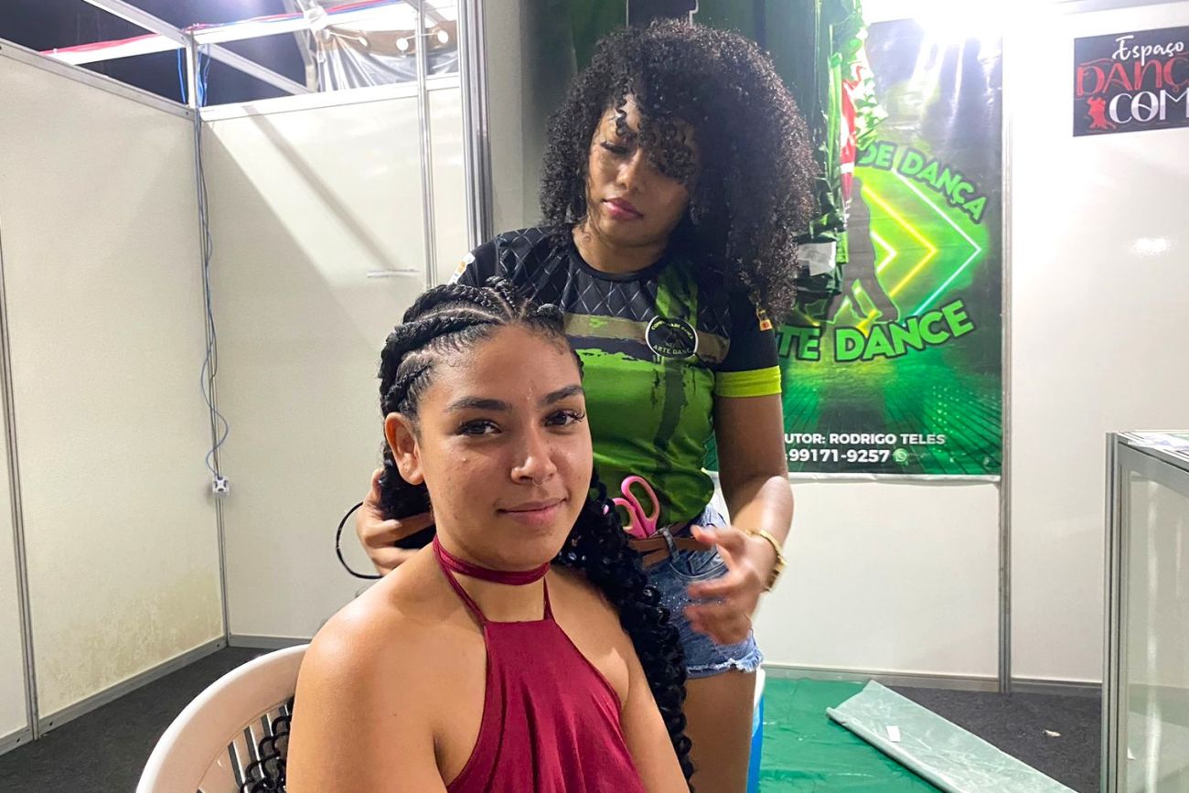 Atendente Ingrid Souza, de 23 anos