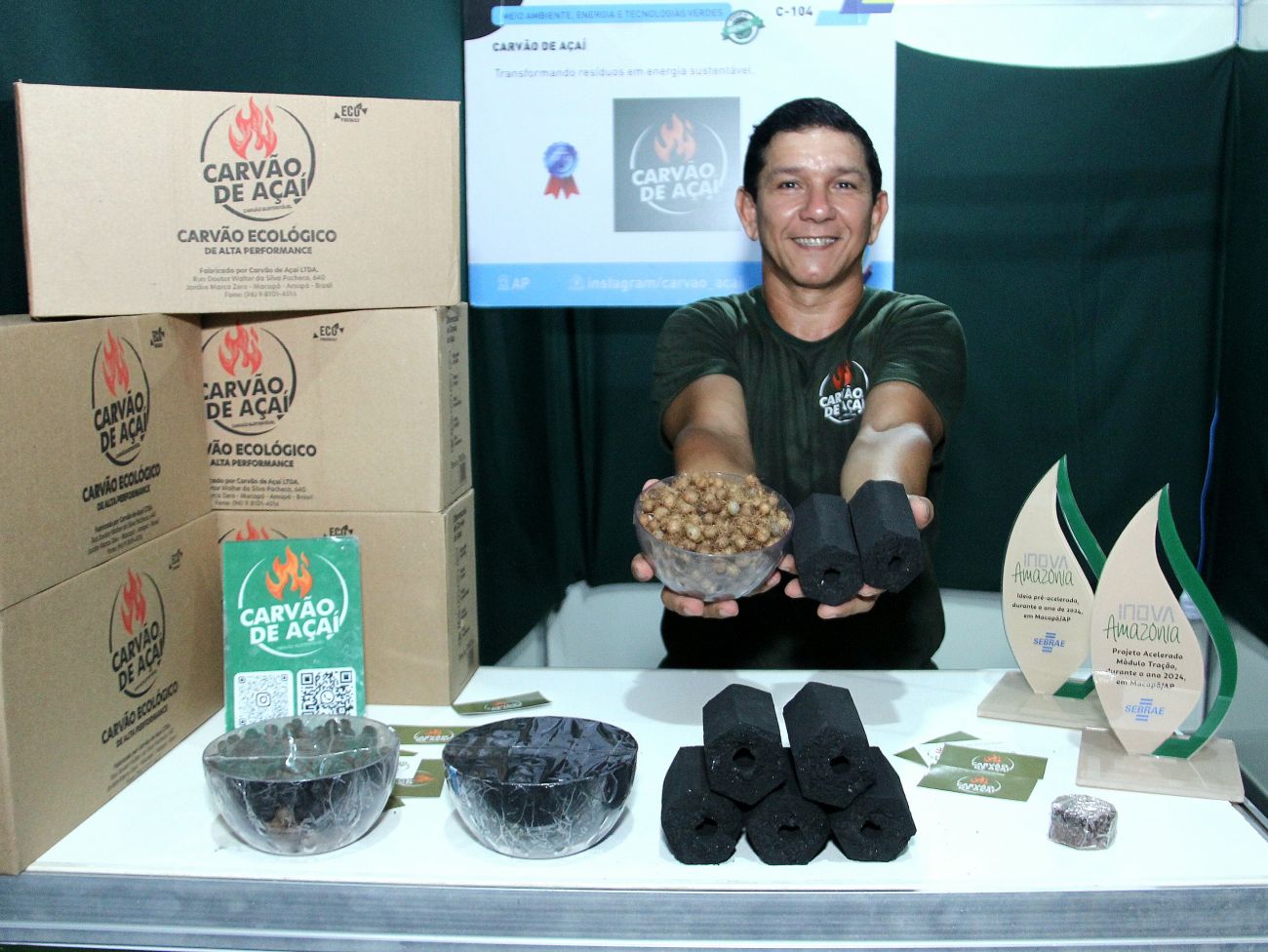 CEO da Carvão de Açaí, Alex Pascoal