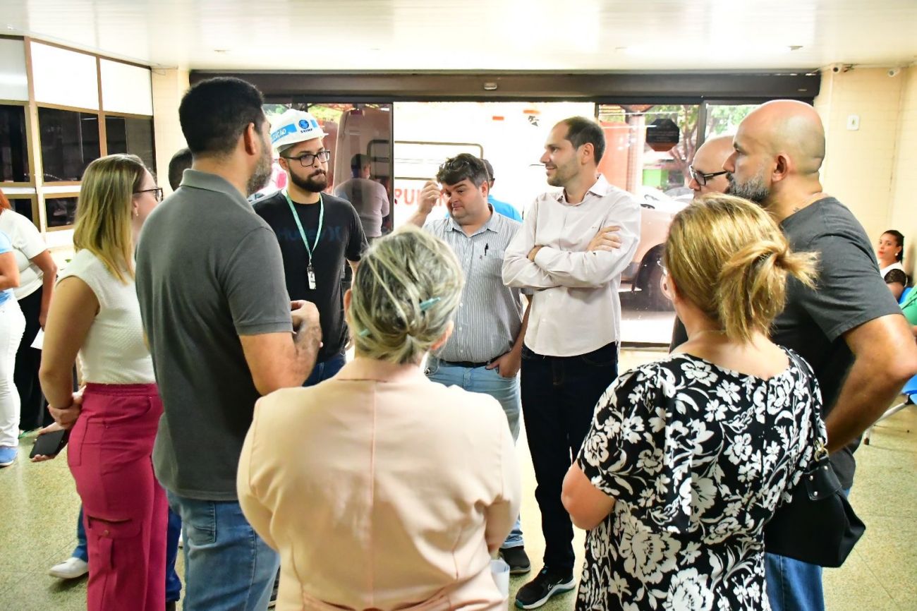 Técnicos da Sesa e Seinf visitaram os espaços do hospital para avaliação de reformas previstas e em execução