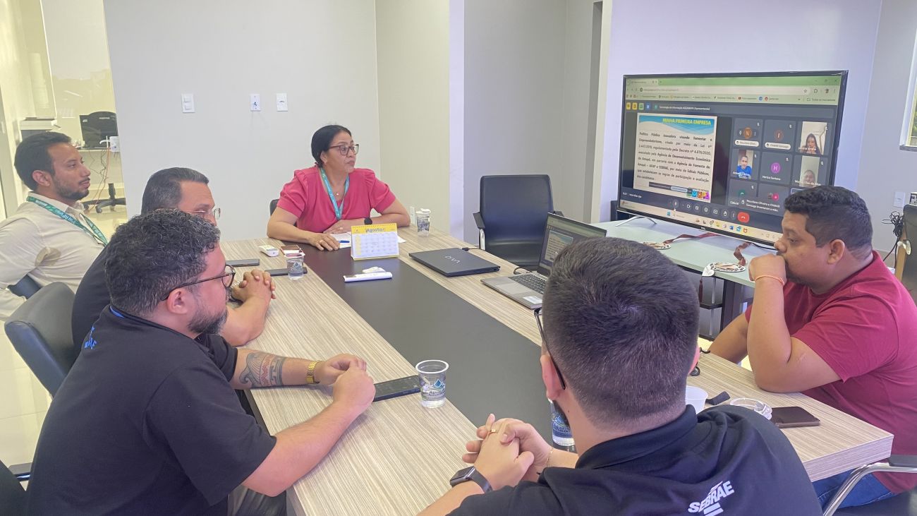 Encontro orientou candidatos sobre as etapas do programa Minha Primeira Empresa