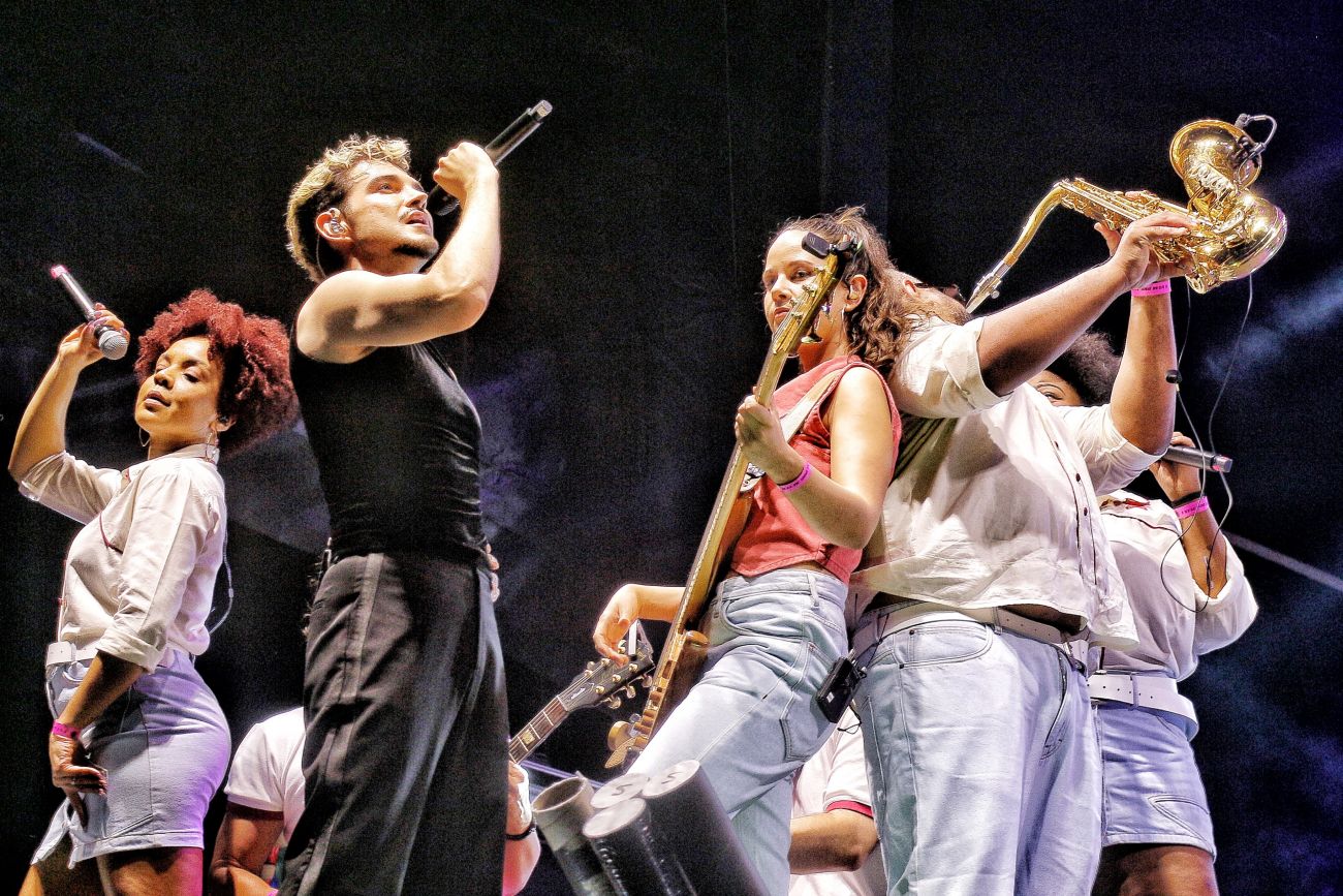 Jão encerrou o Festival Equinócio com sucessos que marcam admiradores