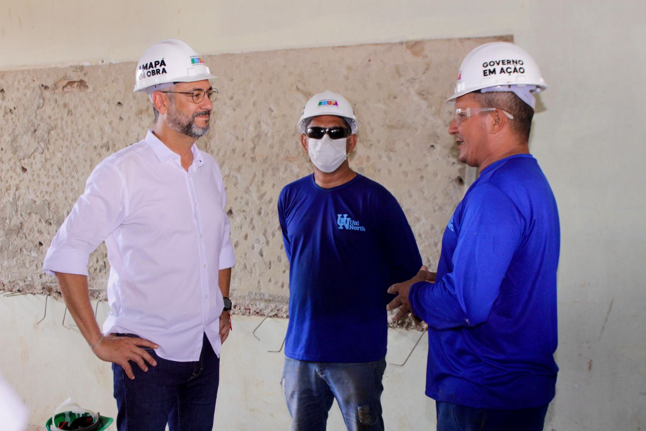 Trabalhados estão envolvidos com a obra, que deve ser entregue em janeiro de 2025