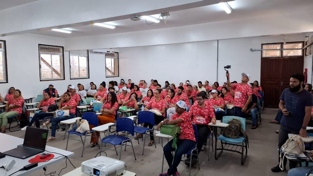 Profissionais de saúde recebem atualização sobre esquema vacinal contra a poliomielite