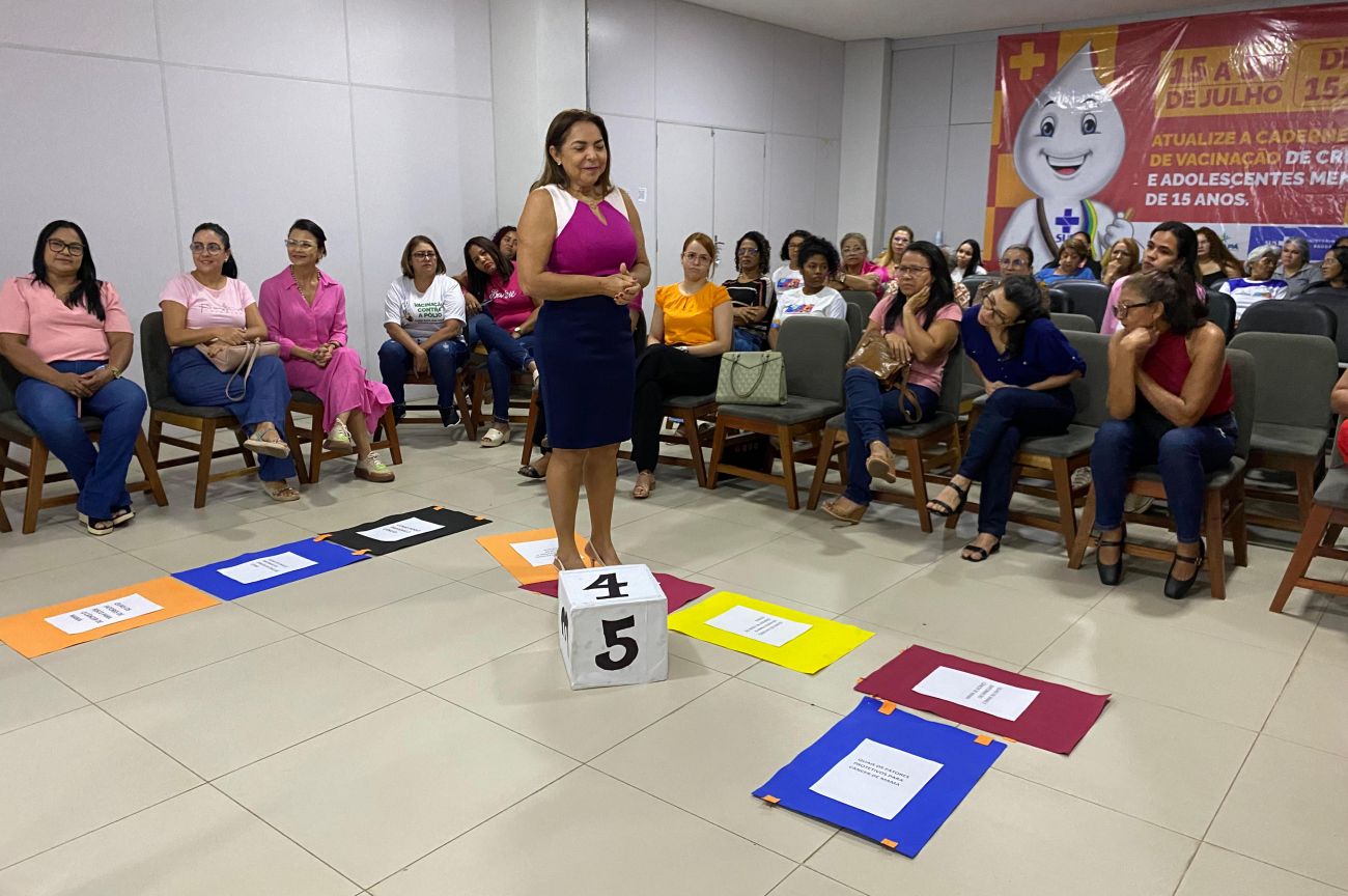 Servidoras participaram de rodas de conversas e dinâmicas sobre sintomas, diagnóstico e tratamento do câncer de mama
