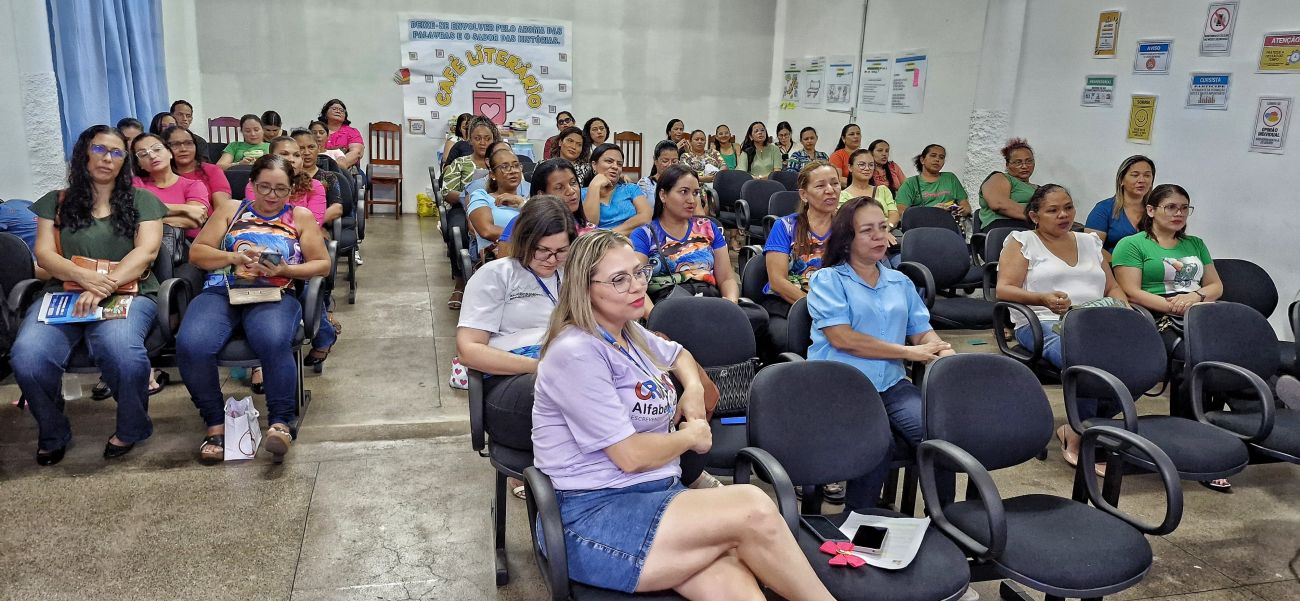 Programa atende escolas estaduais e municipais dos 16 municípios