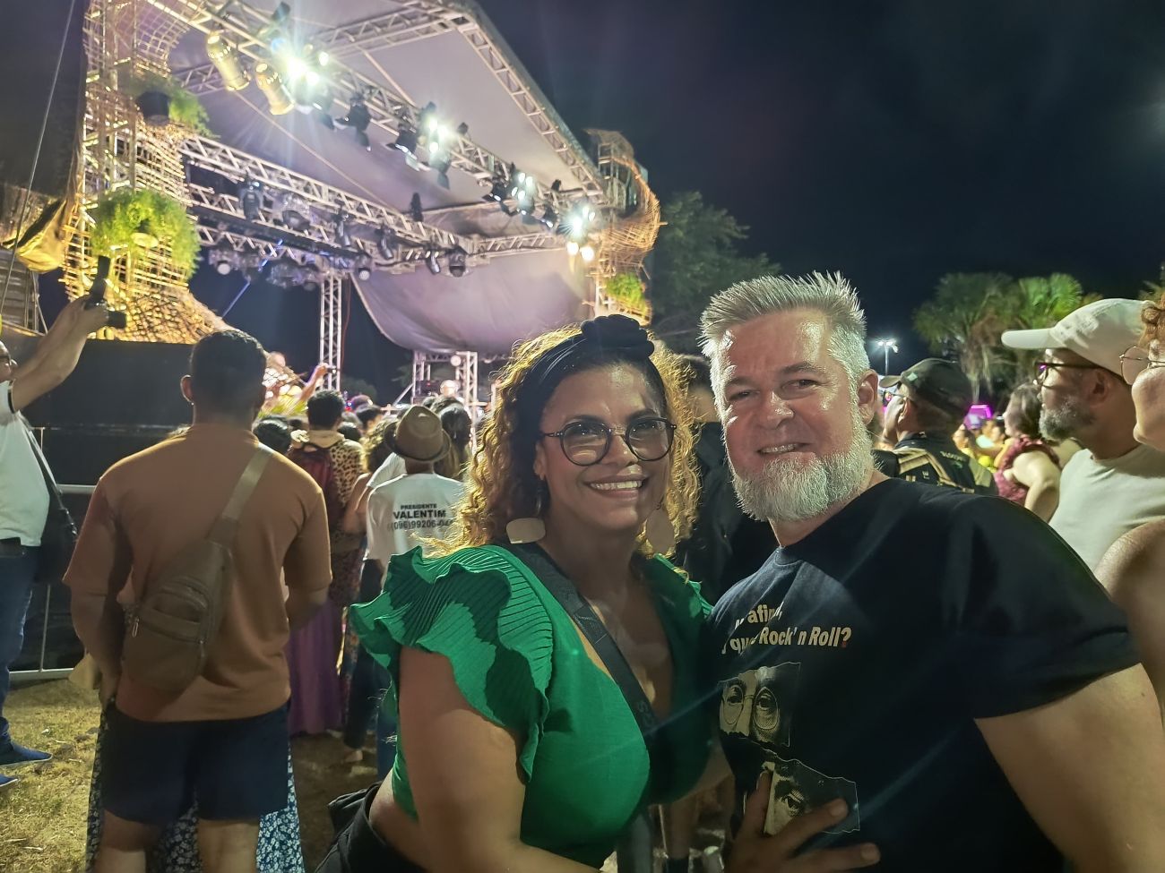 Casal cantou e dançou durante todo o evento no Parque do Forte