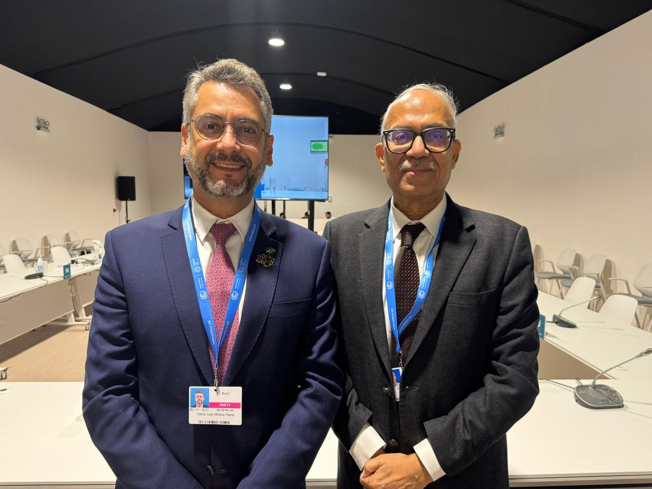 Governador Clécio Luís e o vice-presidente do NDB, Anil Kishora, durante a COP29