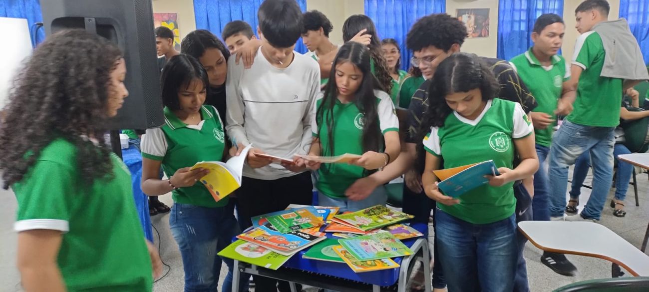 E. E. Mário Quirino fomenta o hábito da leitura em todas as faixas etárias
