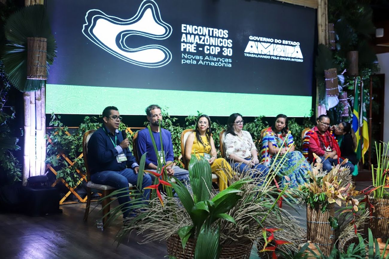 Evento reúne diversos povos, como indígenas, quilombolas e extrativistas, para debater sobre mudanças climáticas