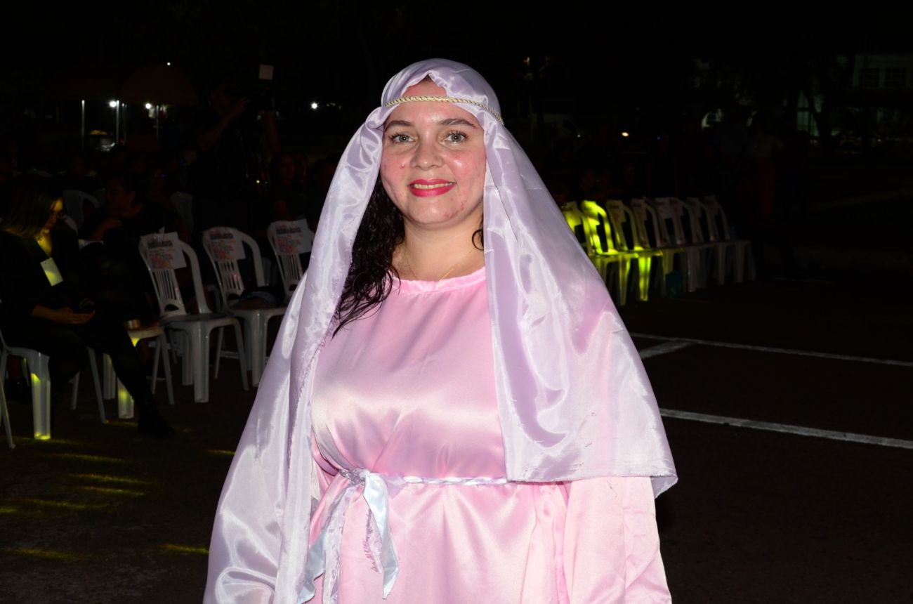 Isaura Lima interpretou a Virgem Maria na peça 'Natal em Família'