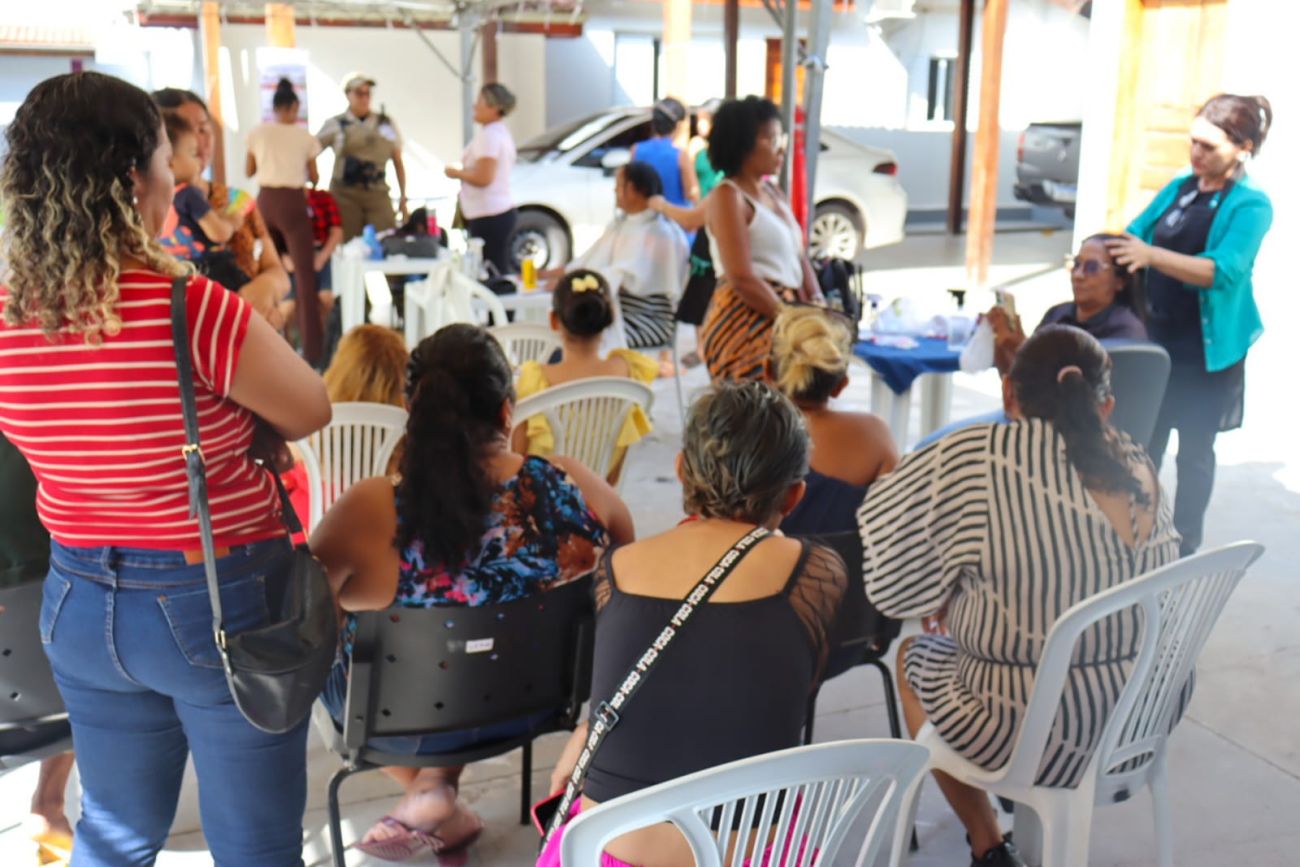 Diversos serviços foram oferecidos para as acolhidas do Camuf, em Macapá