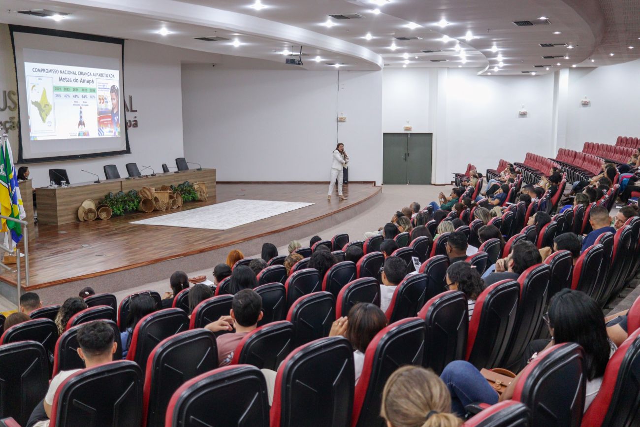 A apresentação mostrou aos novos servidores a estrutura administrativa da Seed