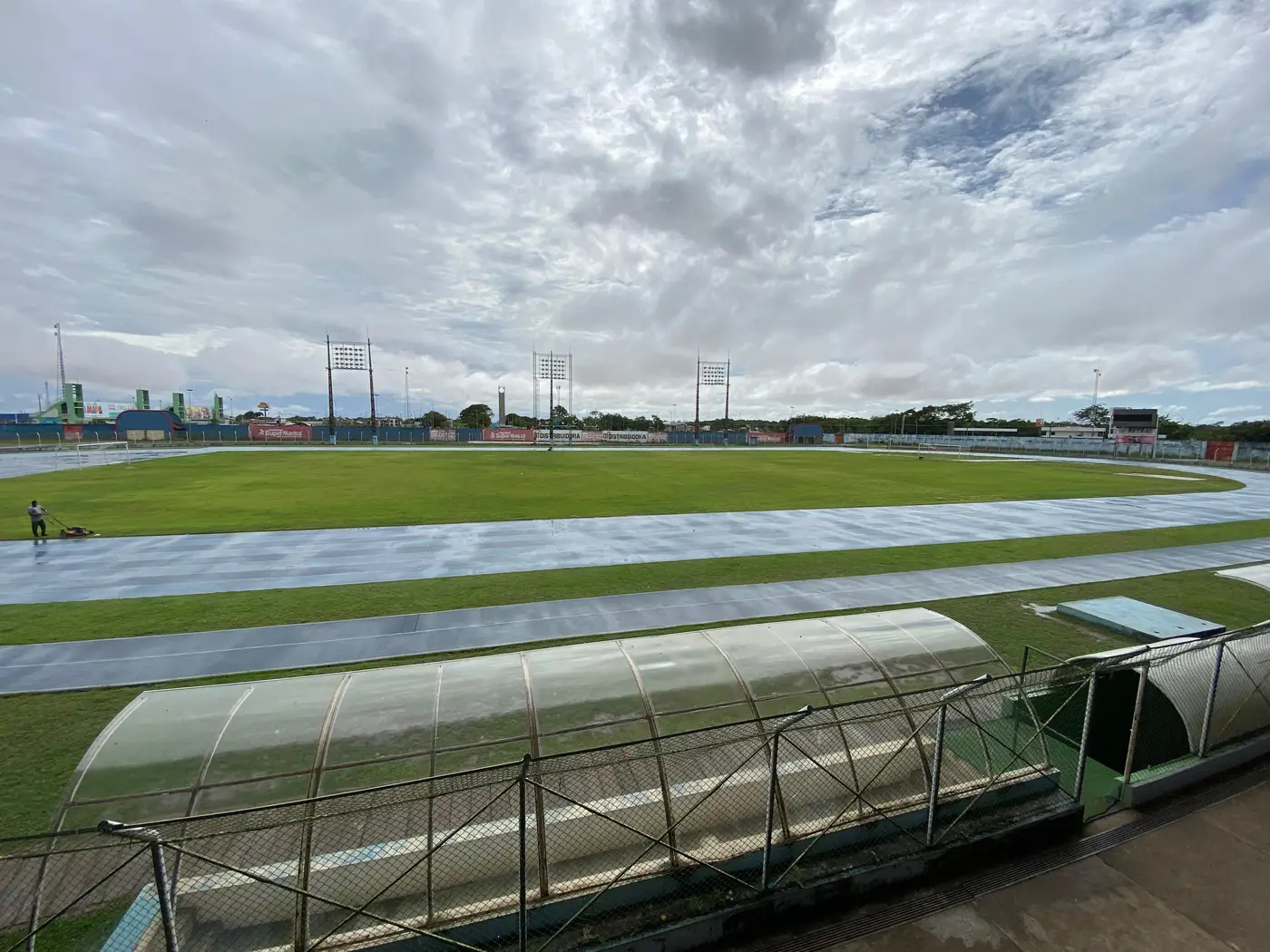 Gramado do Zerão pronto para a temporada de grandes jogos