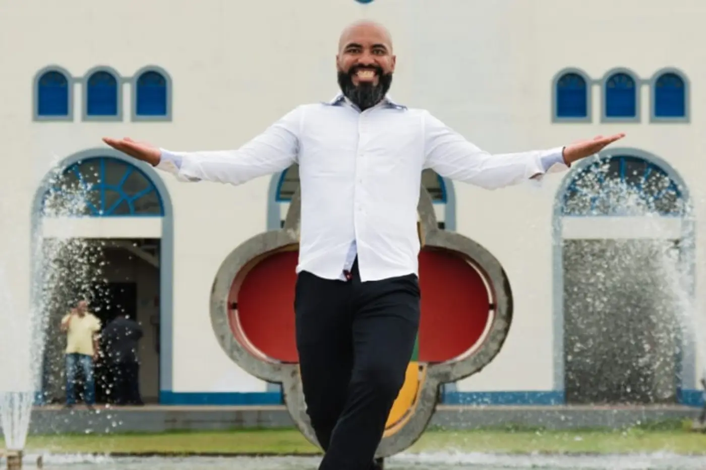 Coreógrafo e professor de dança, Márcio Santos