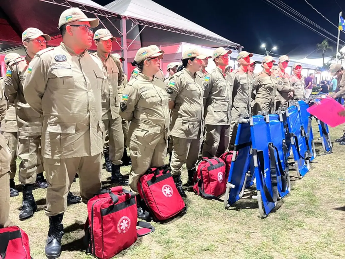 Os agentes do Corpo de Bombeiros e Polícia Militar vão estar espalhados pela praça e vias próximas do evento