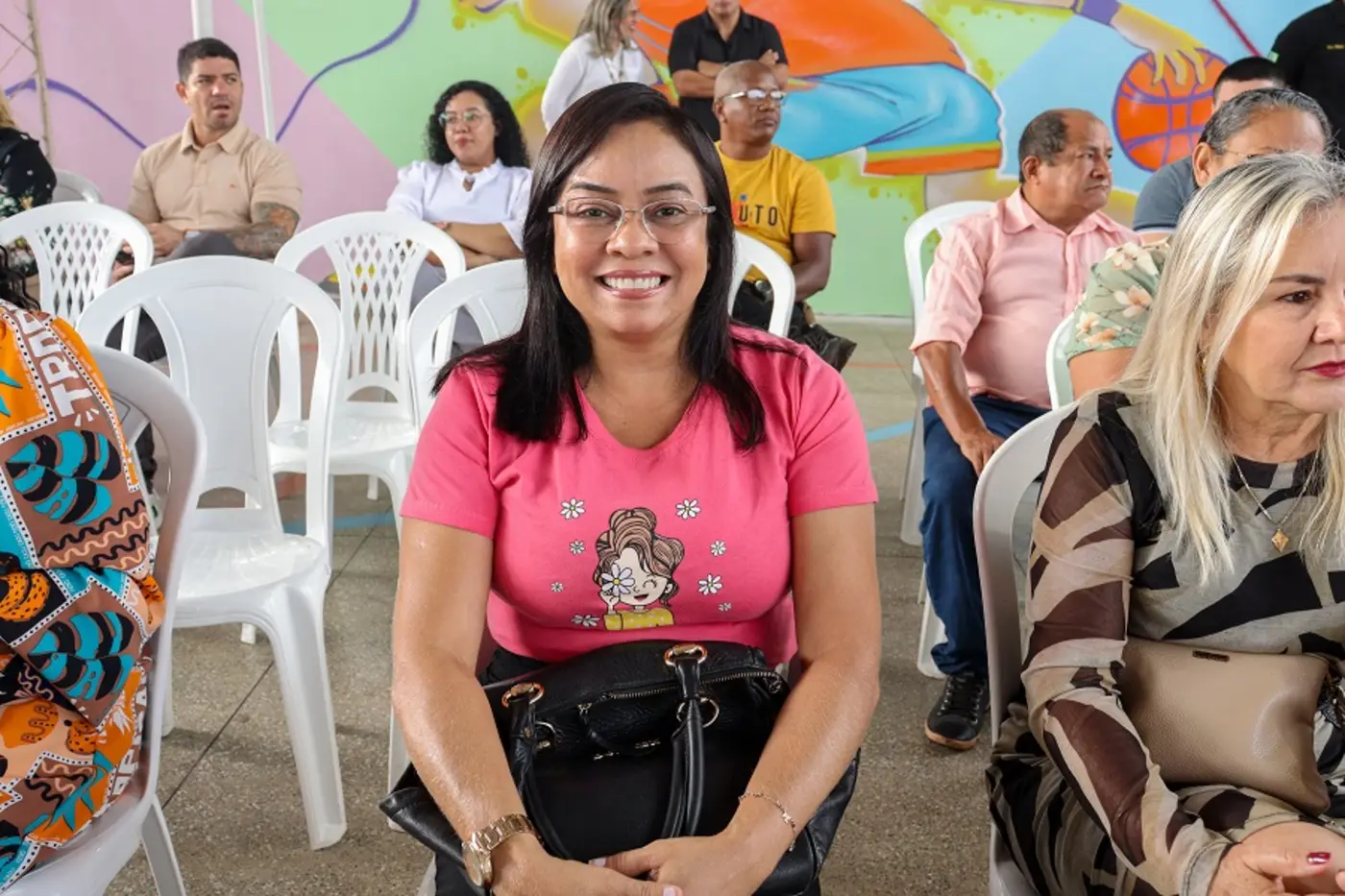 Professora Regina Valadares atua em uma das 101 escolas beneficiadas inicialmente com o projeto Escola Segura