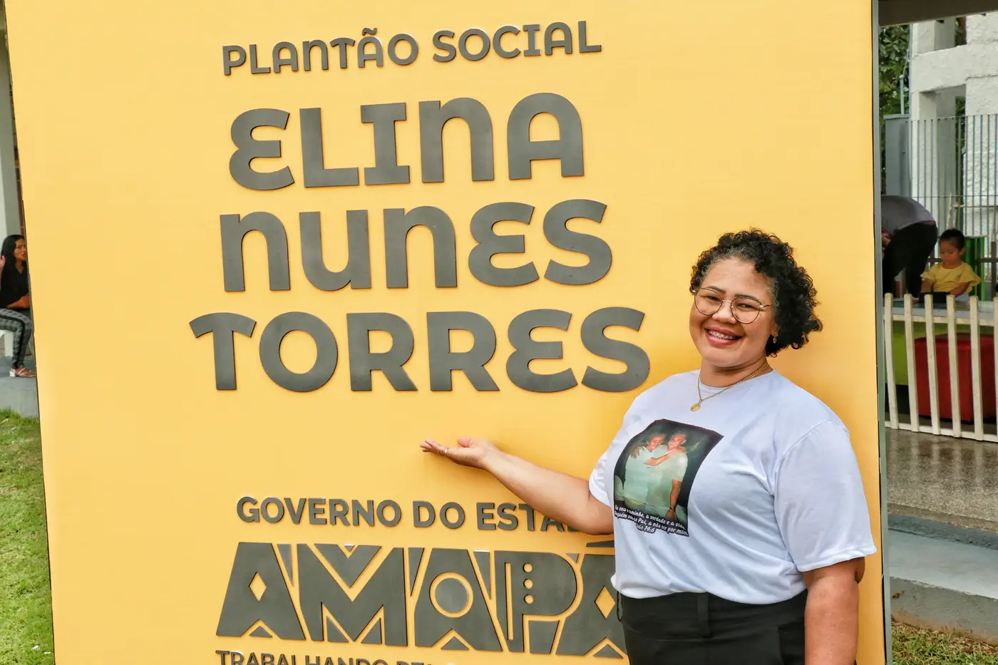 Karina Torres, encheu-se de emoção ao relembrar dos atos de generosidade da mãe