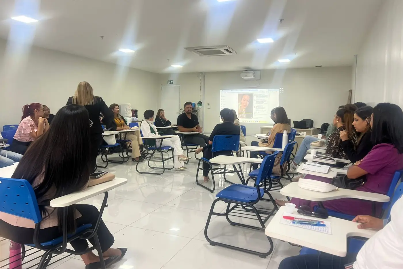 Capacitação no curso “Facilitador de Círculos Reflexivos para Autores de Violência contra as Mulheres”