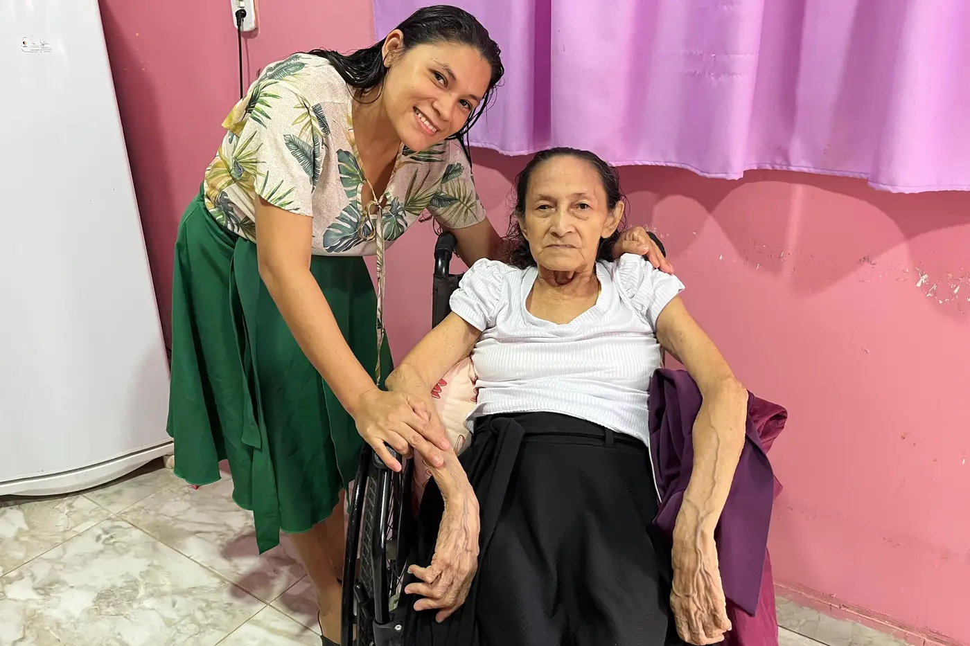 Nerianis Gonçalves agradeceu a inclusão da mãe, Maria Gonçalves, no Programa Dr. Teles do Governo do Amapá