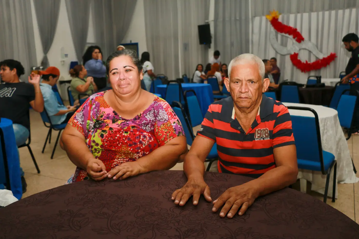 O casal Juracy Campos e Regiane Maciel ganhou do Governo do Estado um carrinho de oportunidades