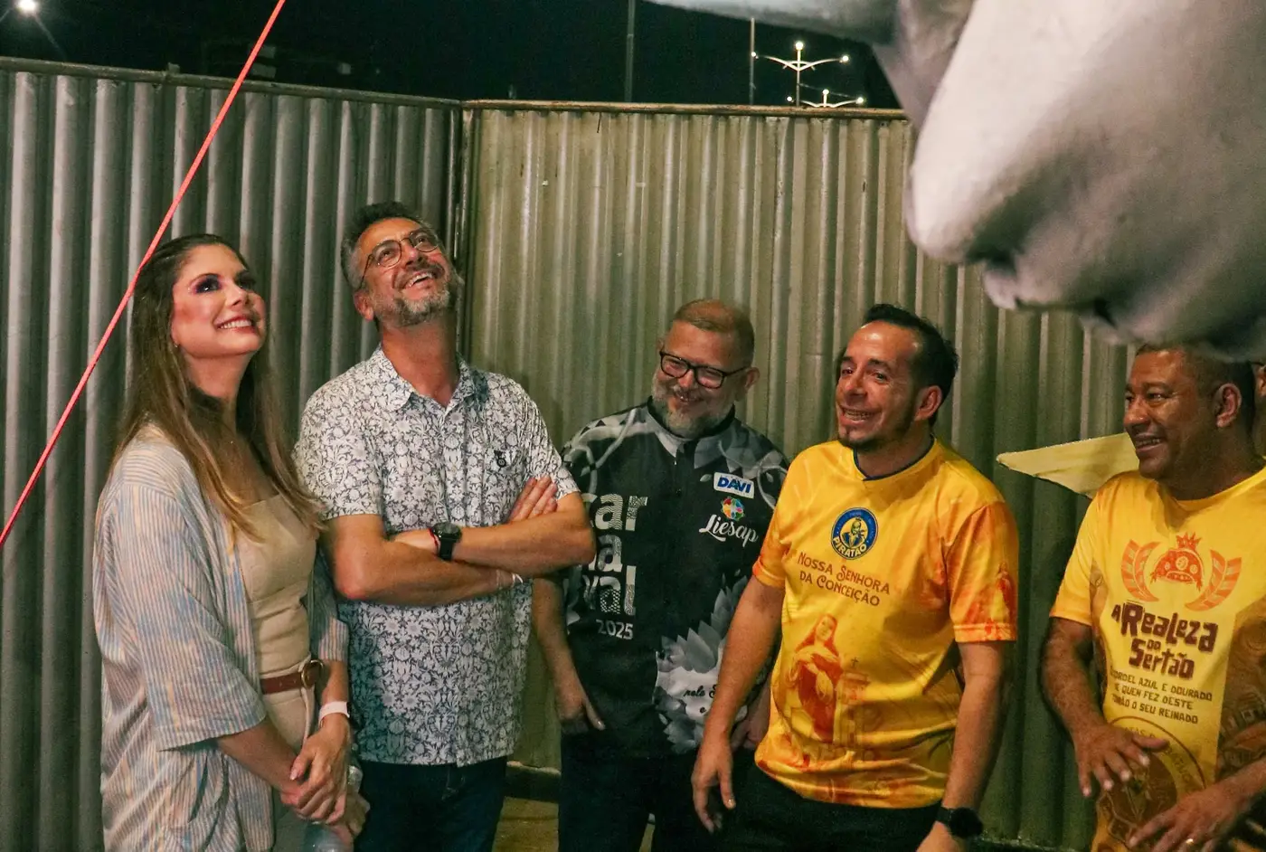 Escolas de samba mostraram ao governador dedicação para apresentarem excelentes espetáculos na avenida