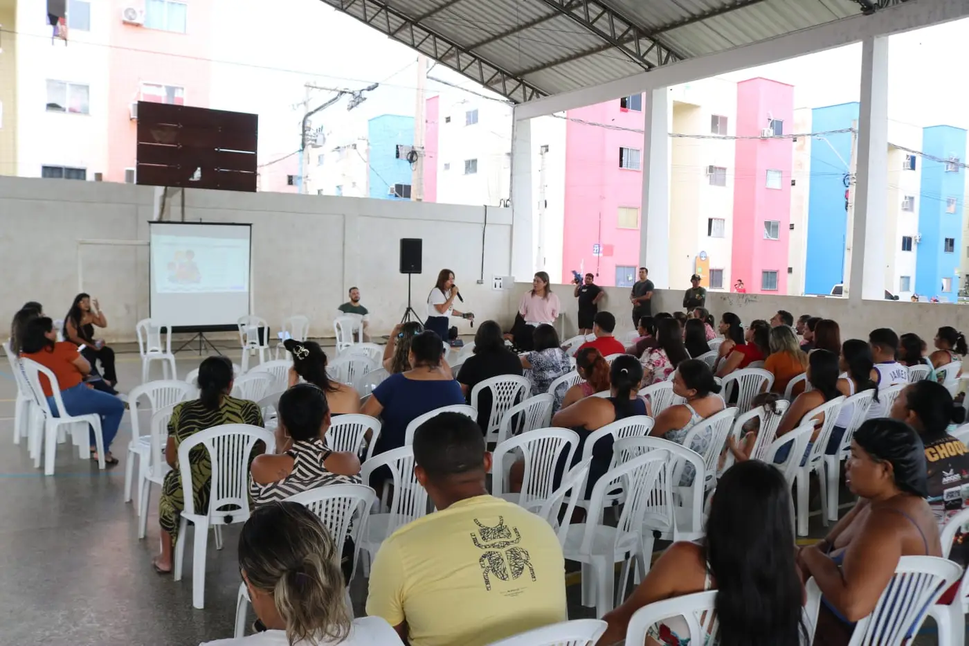 Levantamento busca contemplar as crianças da comunidade com uma educação pública de qualidade