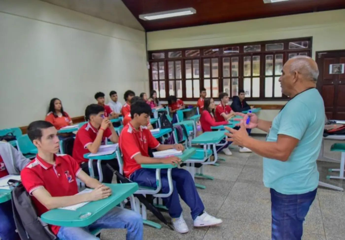 A medida busca fortalecer o processo da alfabetização, e melhorar a qualidade da educação pública e reduzir os índices de analfabetismo no estado