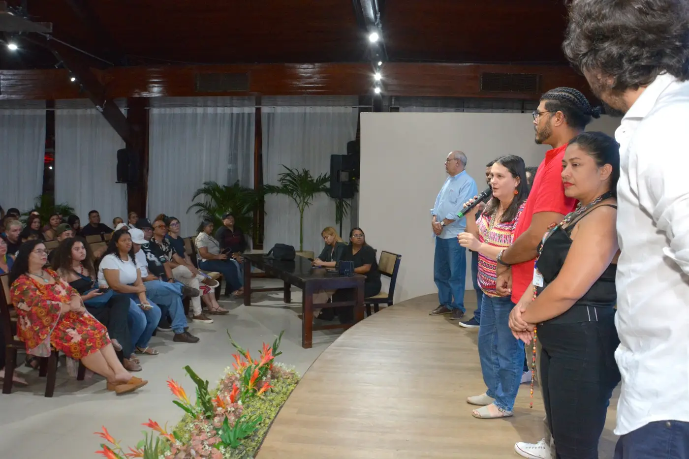 O encontro com a cultura é o primeiro de uma série de ações nos demais setores governamentais