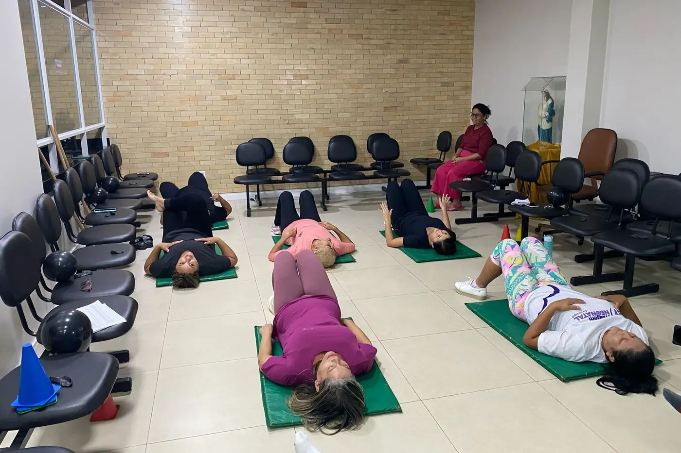 A ginástica laboral é pensada nas profissionais de setores como a UTI do Hospital