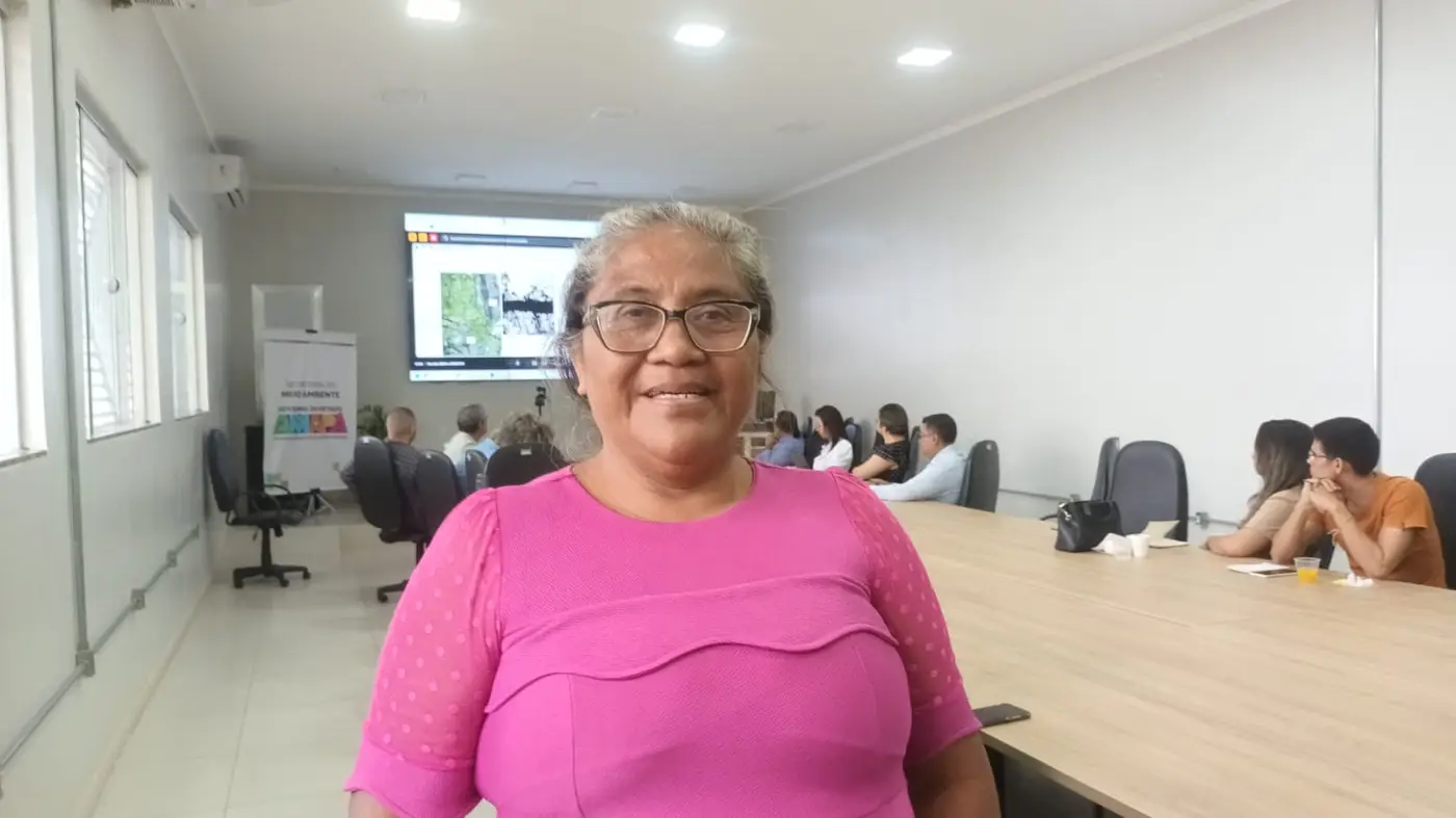 Artesã Lucilene Farias de 61 anos, moradora do município de Porto Grande