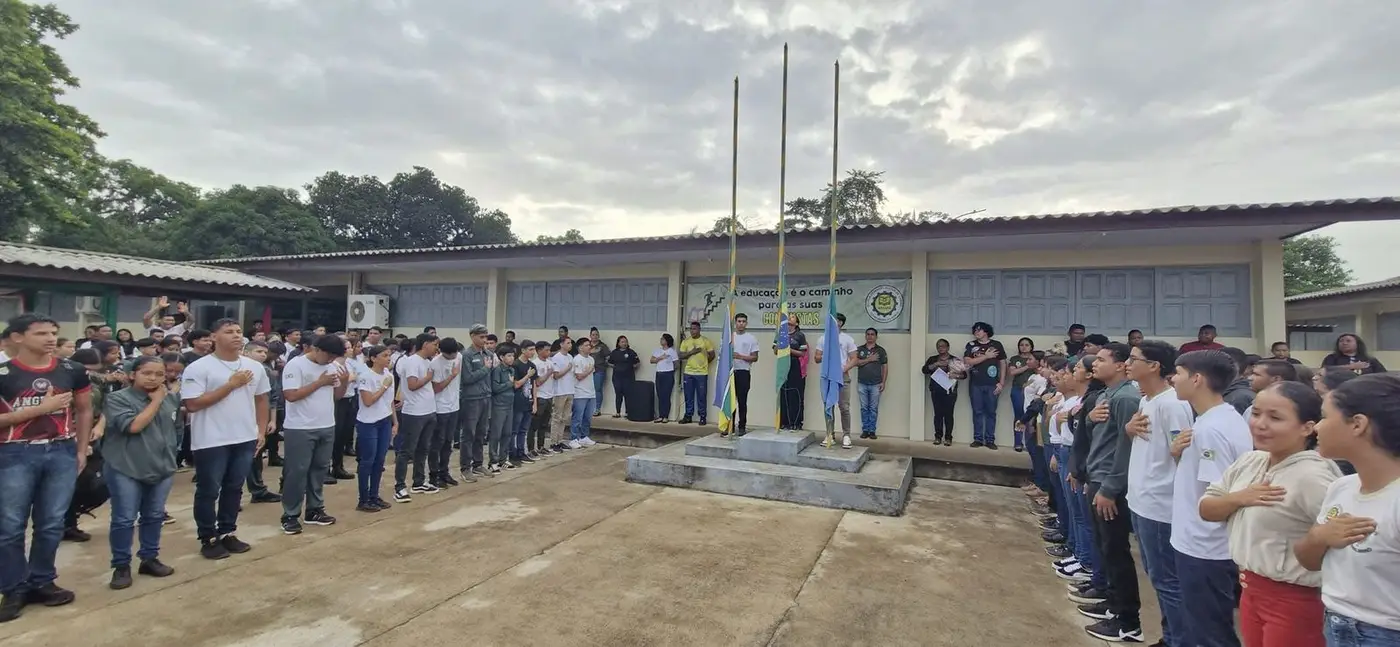 Dia da cerimônia de entrega das medalhas das Olimpíada dos Oceanos na Instituição