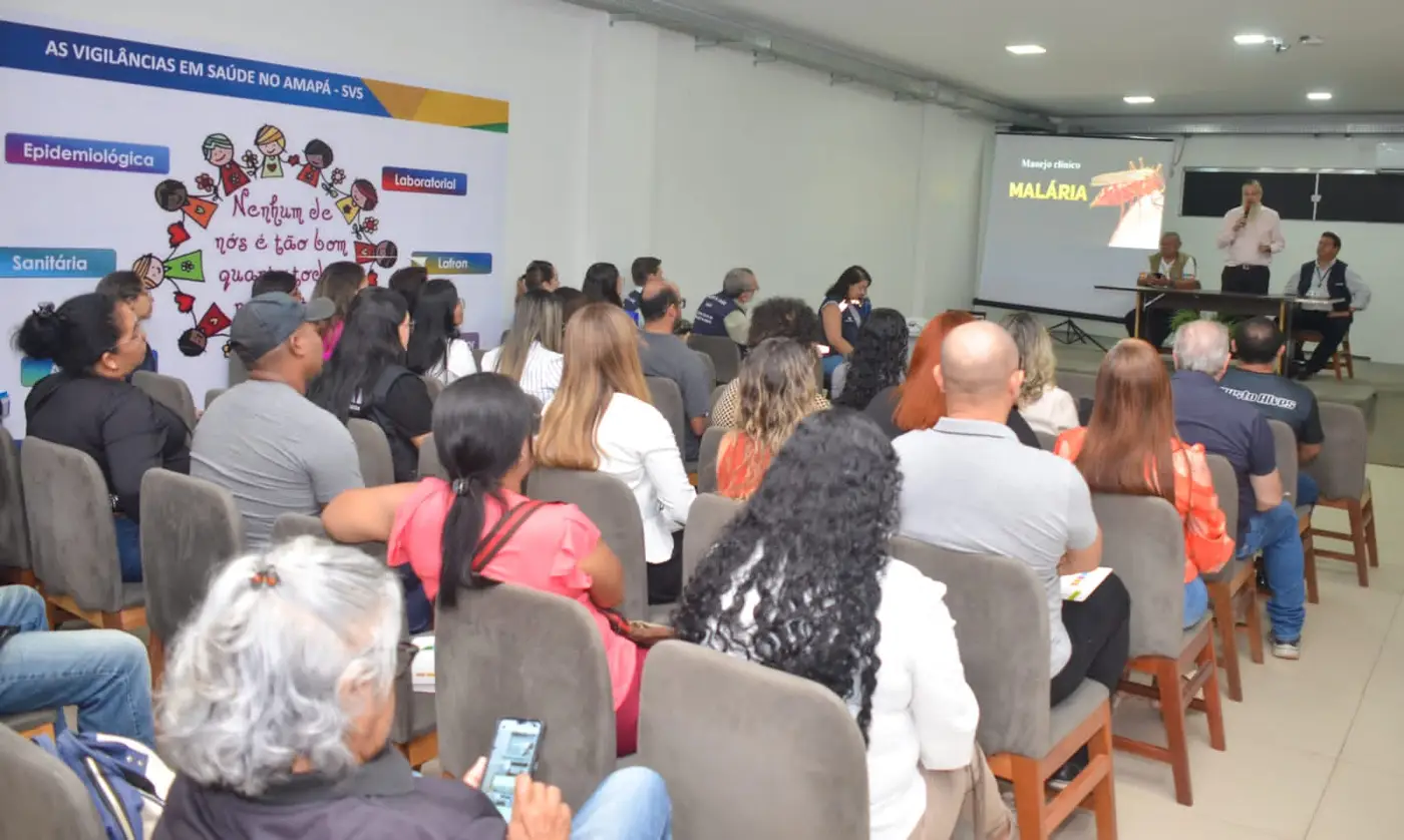 Treinamento teve a participação de médicos, enfermeiros, farmacêuticos, coordenadores e atuantes de todo o estado