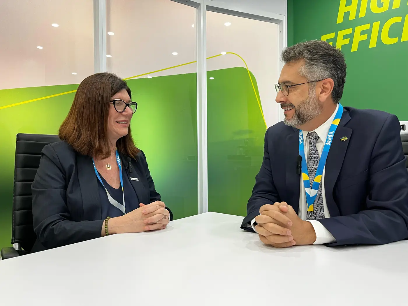 Governador Clécio Luís e a presidente da Petrobras, Magda Chambriard, durante o OTC 2025, nos Estados Unidos