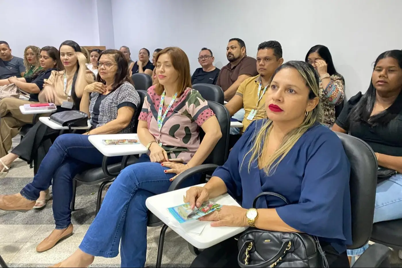 Psicólogos, assistentes sociais, enfermeiros e técnicos em enfermagem debateram o atendimento em Saúde Mental do Amapá