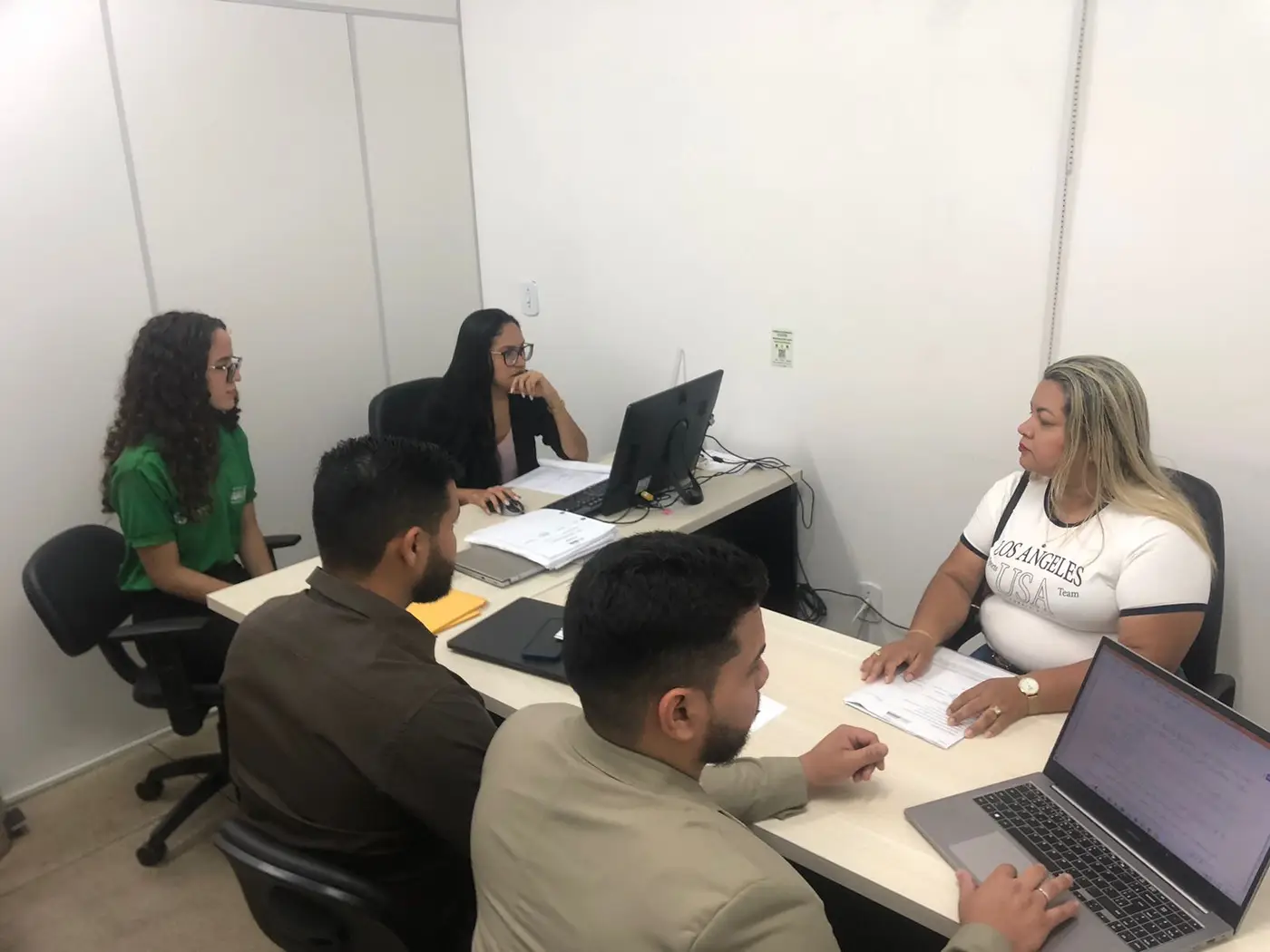 Ida até o município teve o objetivo de realizar audiências junto a fornecedores e consumidores