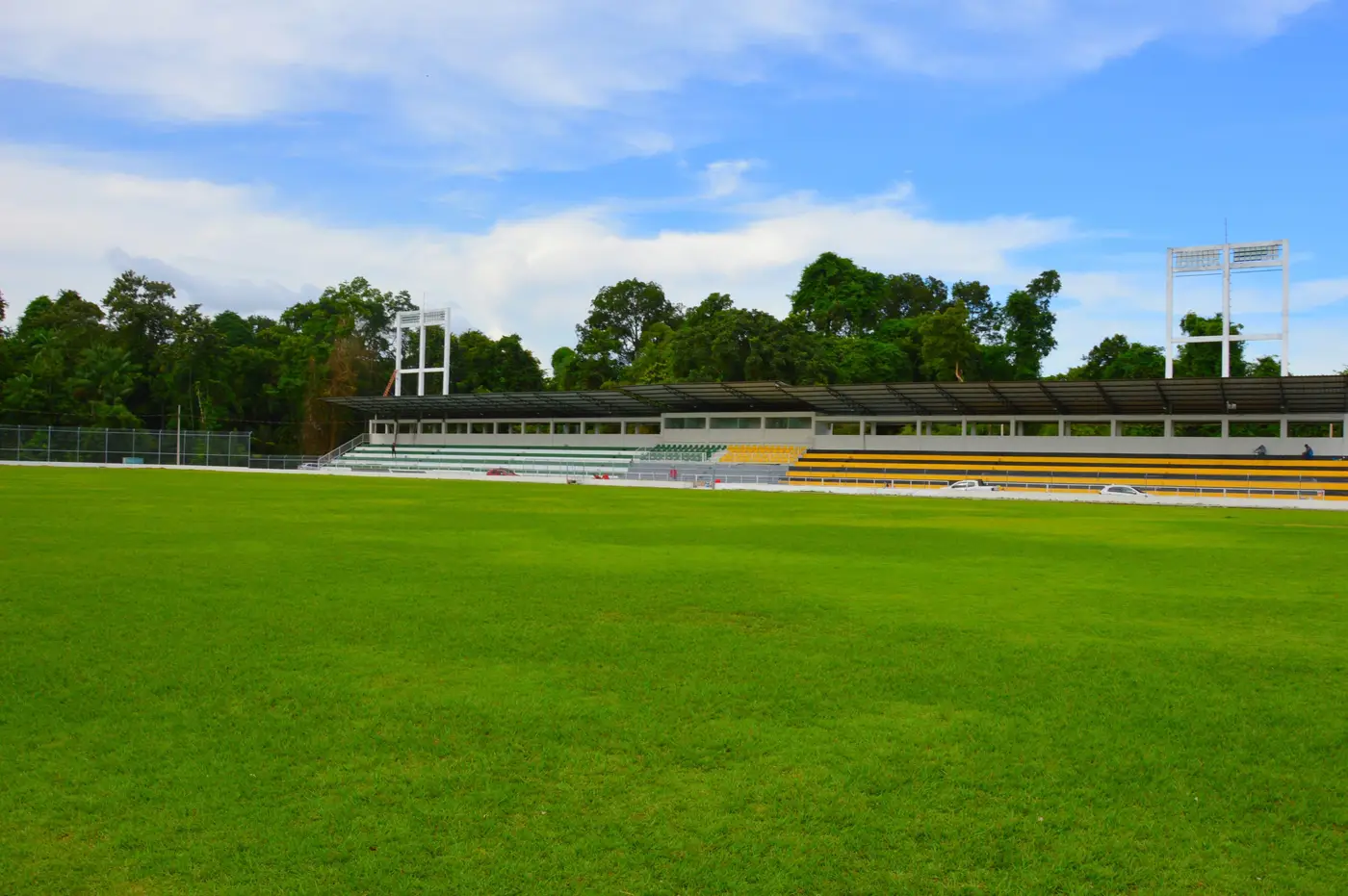 Estádio Augusto Antunes recebeu novo gramado, iluminação de LED e estrutura moderna para receber atletas e torcedores