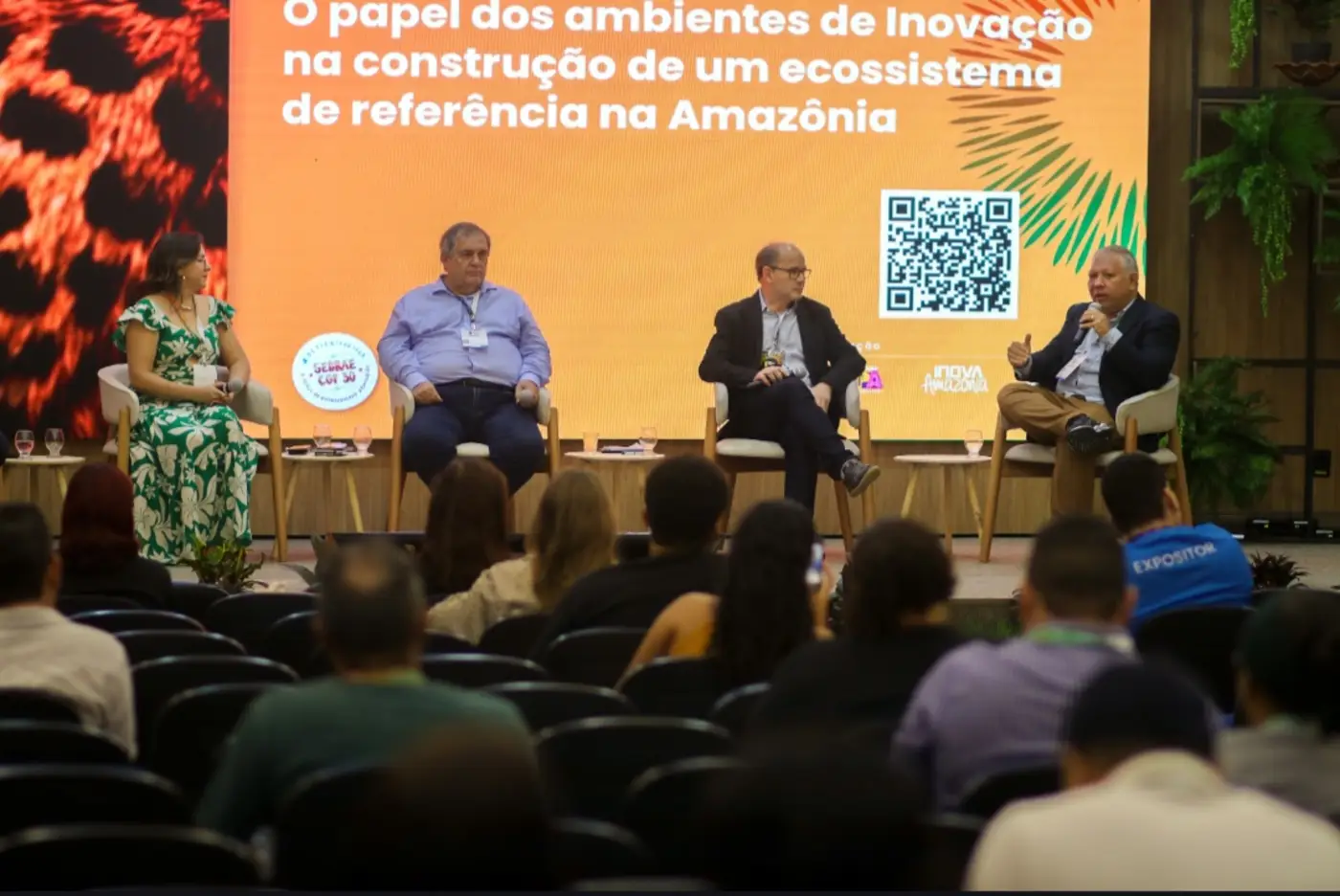 O público acompanhou a conversa sobre o papel dos ambientes de inovação na construção de um ecossistema de referência na Amazônia