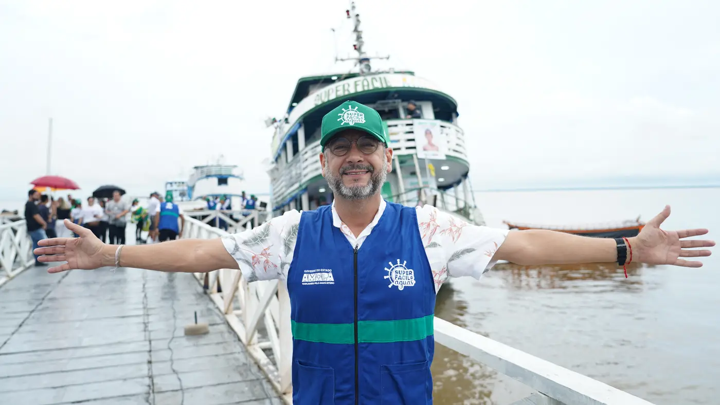 Governador Clécio Luís celebra inauguração do Super Fácil das Águas