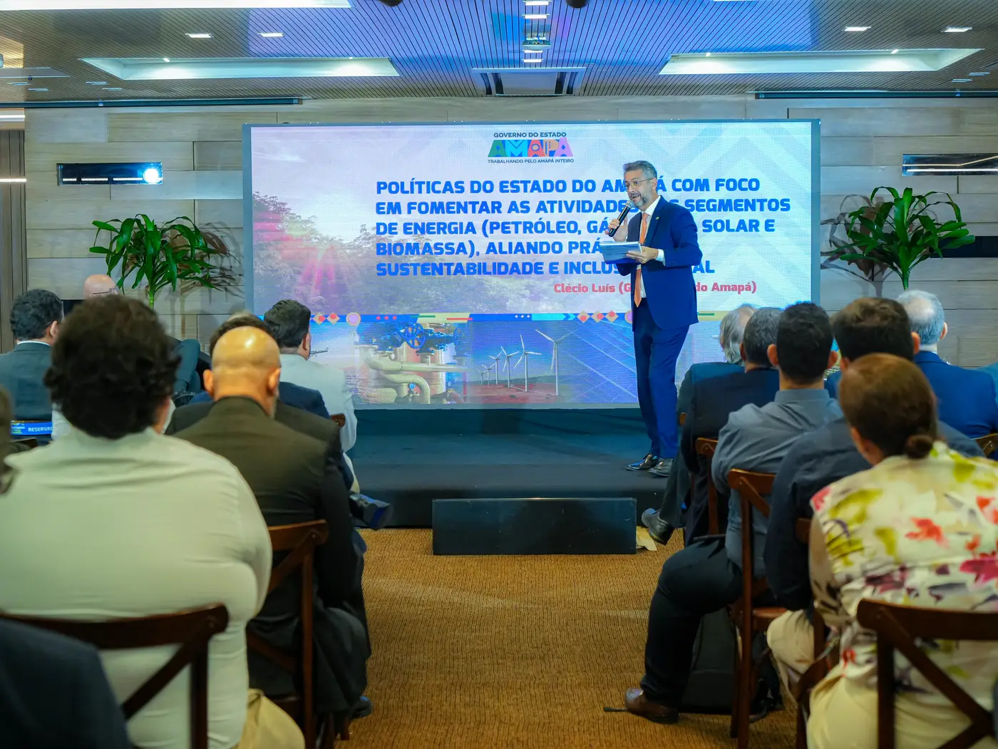 Governador Clécio Luís apresentou painel durante o Amazon Energy 2025, em Belém