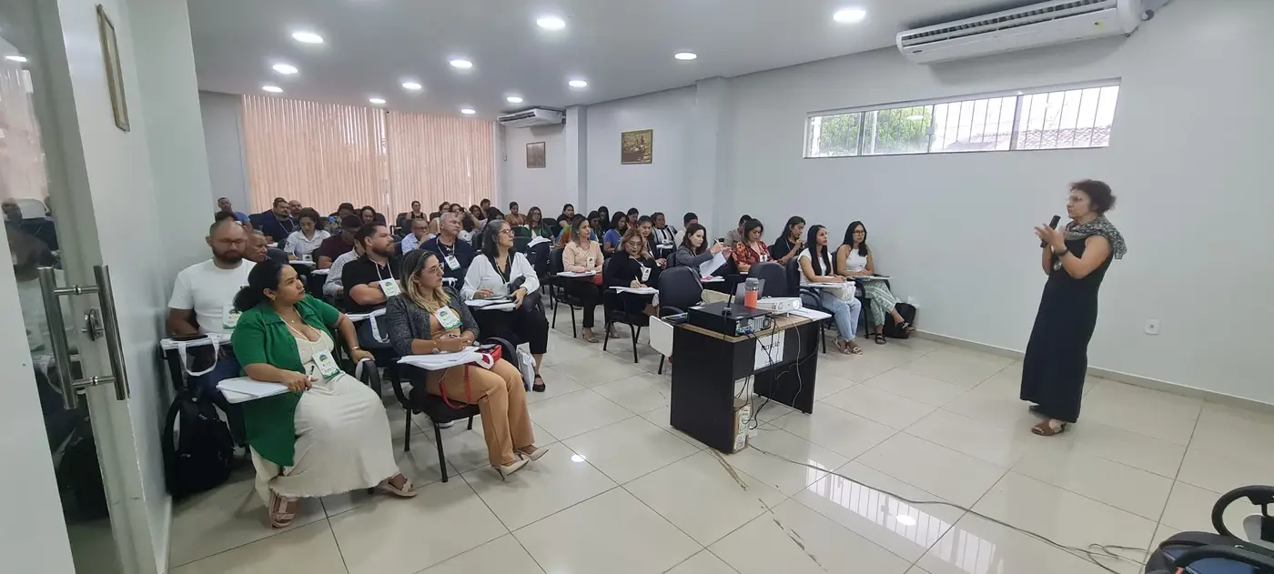 Curso de Educação Ambiental voltado à gestão adequada dos resíduos sólidos urbanos