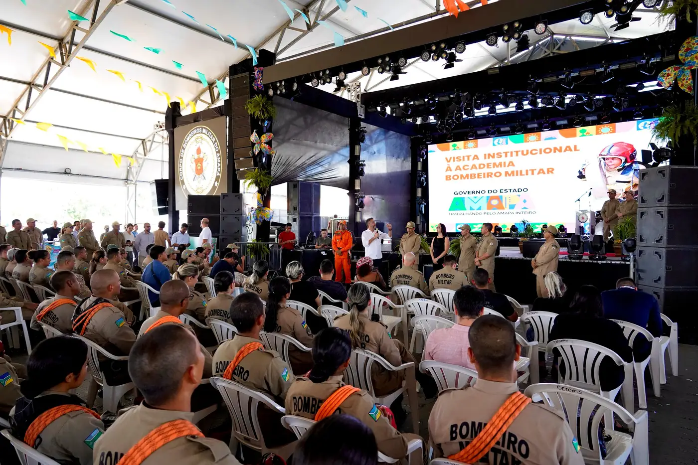 Governador Clécio Luís anuncia, em Macapá, a abertura do edital para o Curso de Formação de Oficiais do Corpo de Bombeiros.
