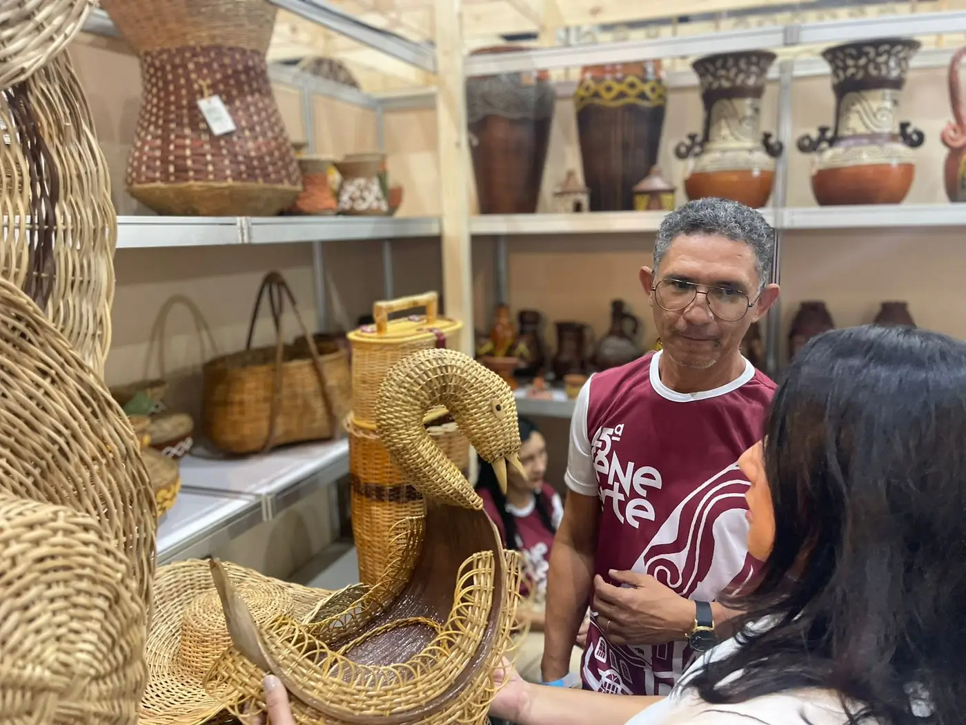 Peças do artesão Vani Nilton Carvalho Lima têm como matéria-prima, o cipó-titica