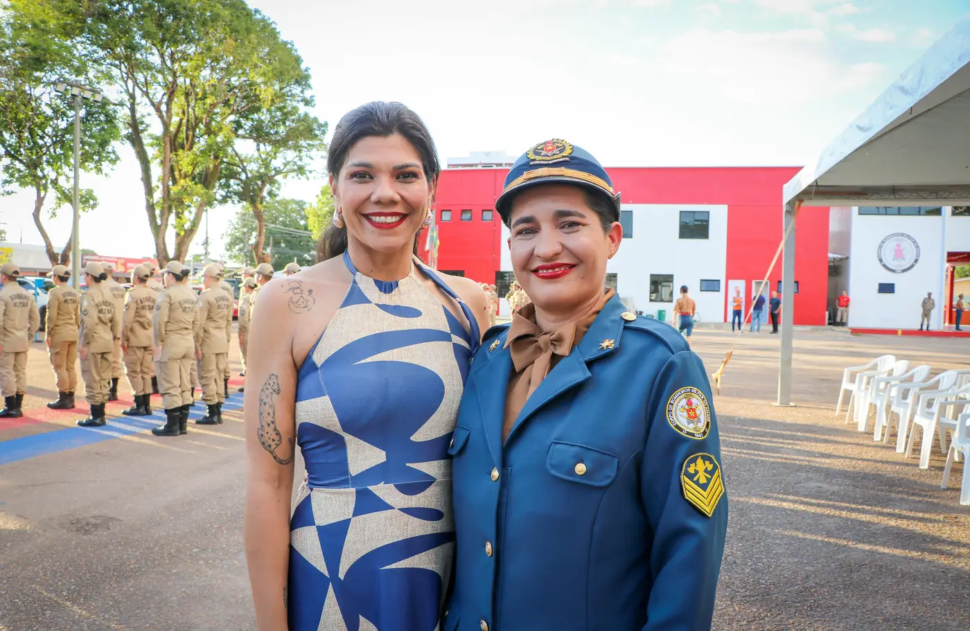 Gisele e Camila Belfort durante cerimônia de promoção no CBM-AP
